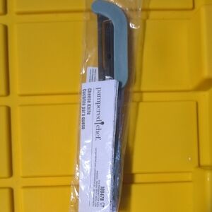 Pampered Chef Blue Wing Grater